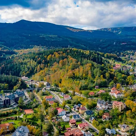 Апартаменты Centrum Obroncow Pokoju, Sun & Snow Карпач